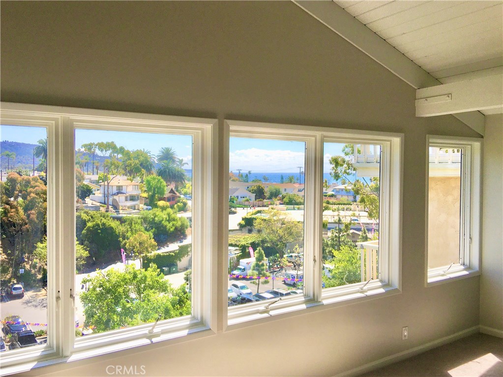 283 Dolphin Way, Laguna Beach CA 92651 - photo 1