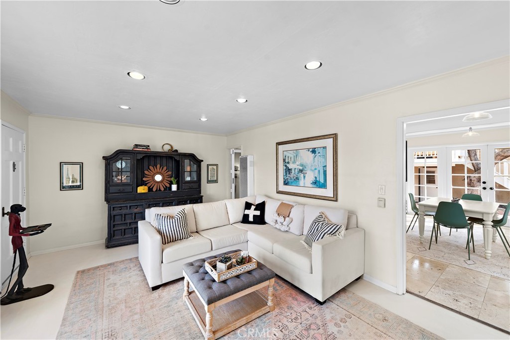 283 Fairview Street, Laguna Beach CA 92651 - photo 4