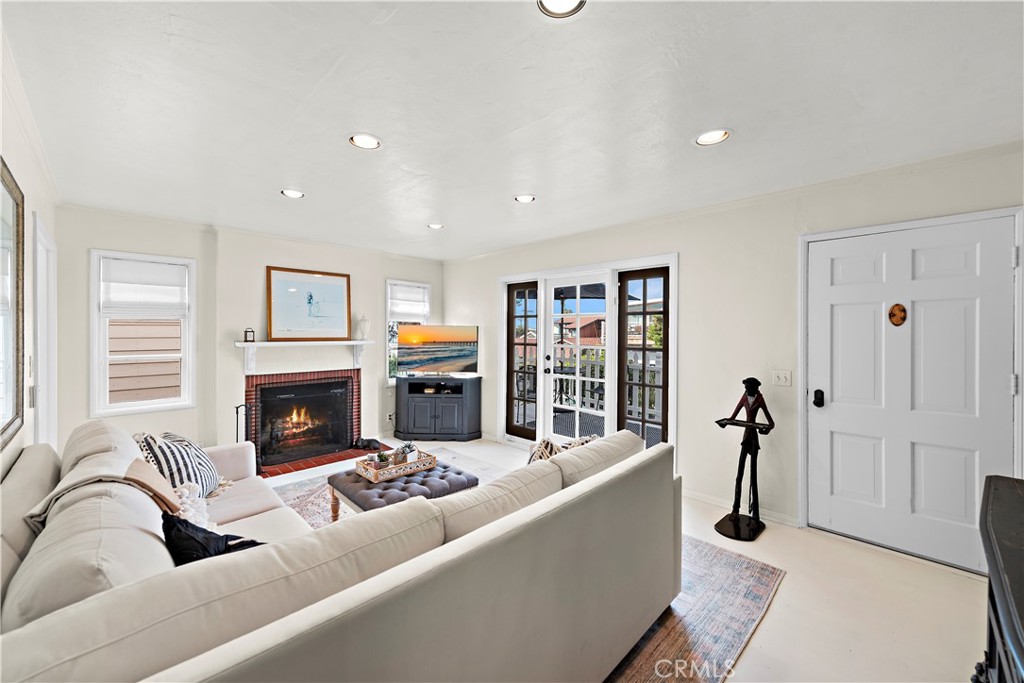 283 Fairview Street, Laguna Beach CA 92651 - photo 5