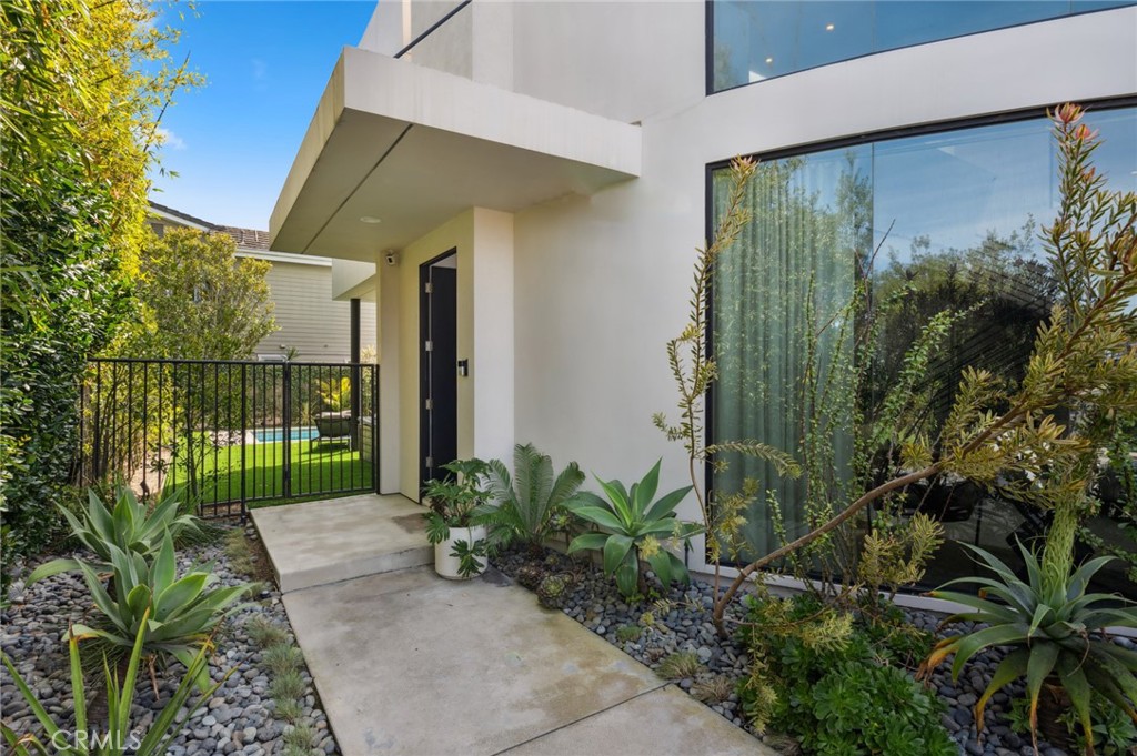 2831 Ridge Drive, Laguna Beach CA 92651 - photo 4