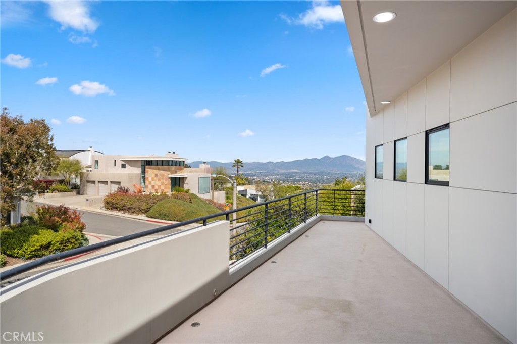 2831 Ridge Drive, Laguna Beach CA 92651 - photo 18