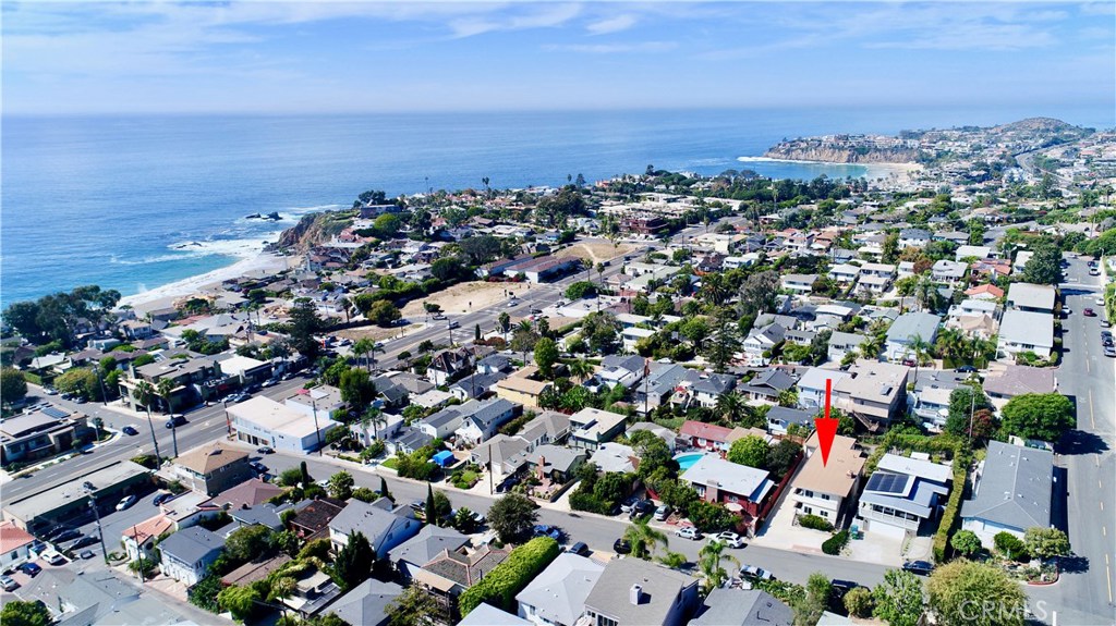 284 Chiquita Street, Laguna Beach CA 92651 - photo 1