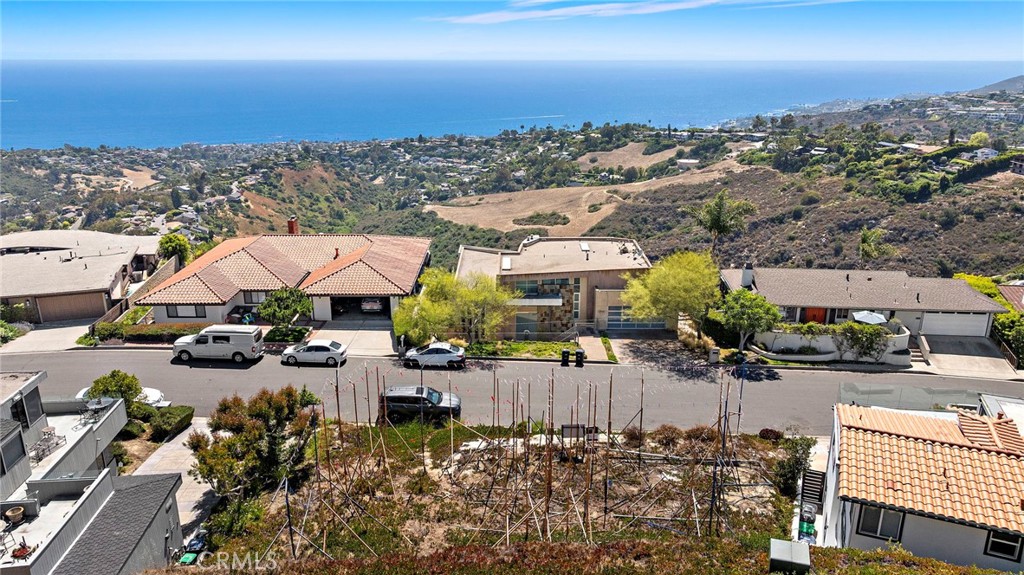 2840 Zell Drive, Laguna Beach CA 92651 - photo 36