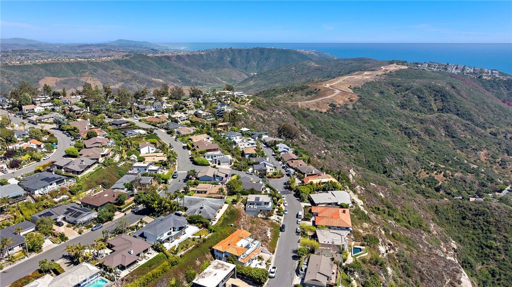 2840 Zell Drive, Laguna Beach CA 92651 - photo 38