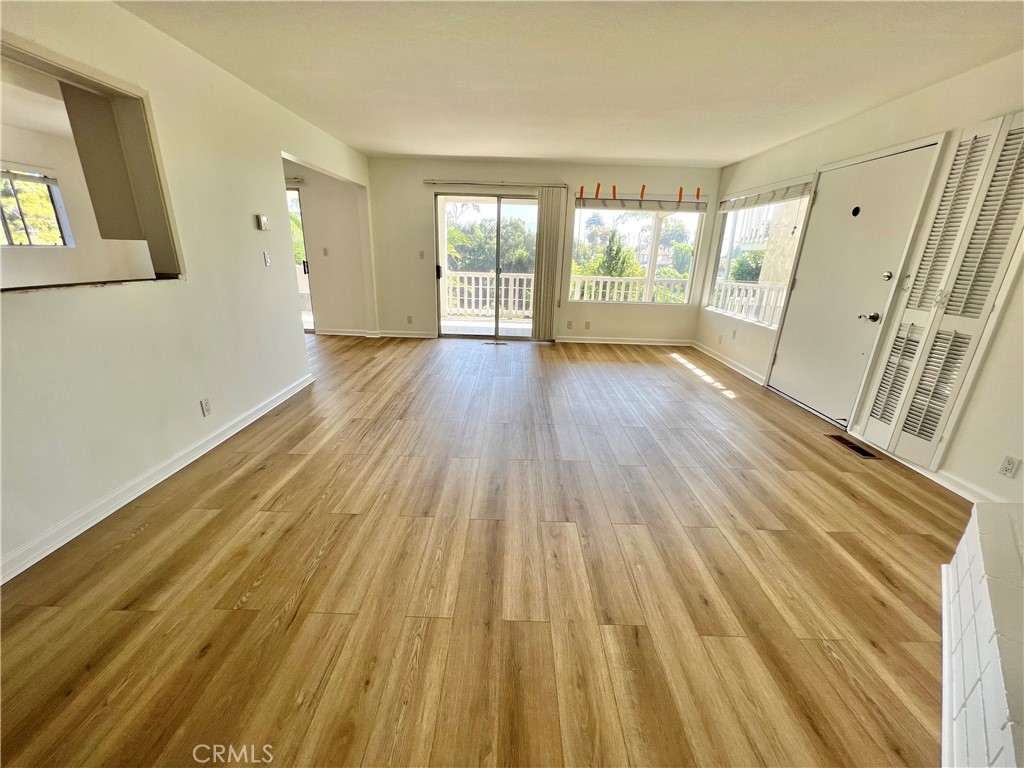 285 Dolphin Way, Laguna Beach CA 92651 - photo 3