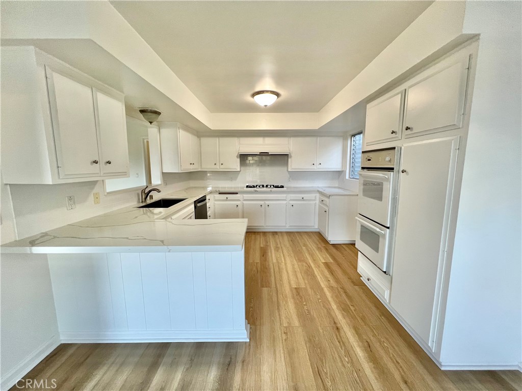 285 Dolphin Way, Laguna Beach CA 92651 - photo 5