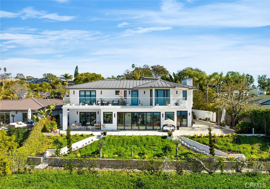2855 Chateau Way, Laguna Beach CA 92651 - photo 1