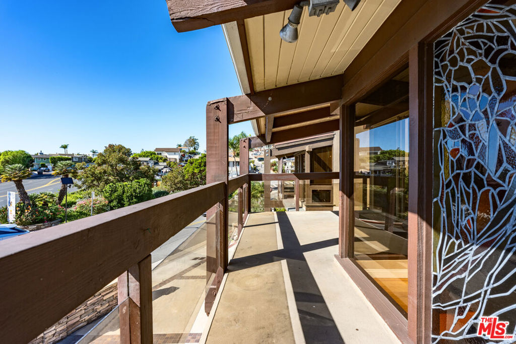 Balcony - 2856 S Coast Highway, Laguna Beach CA 92651 - photo 4