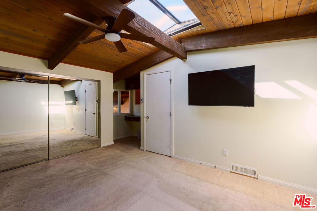 Level 3 room - 2856 S Coast Highway, Laguna Beach CA 92651 - photo 7