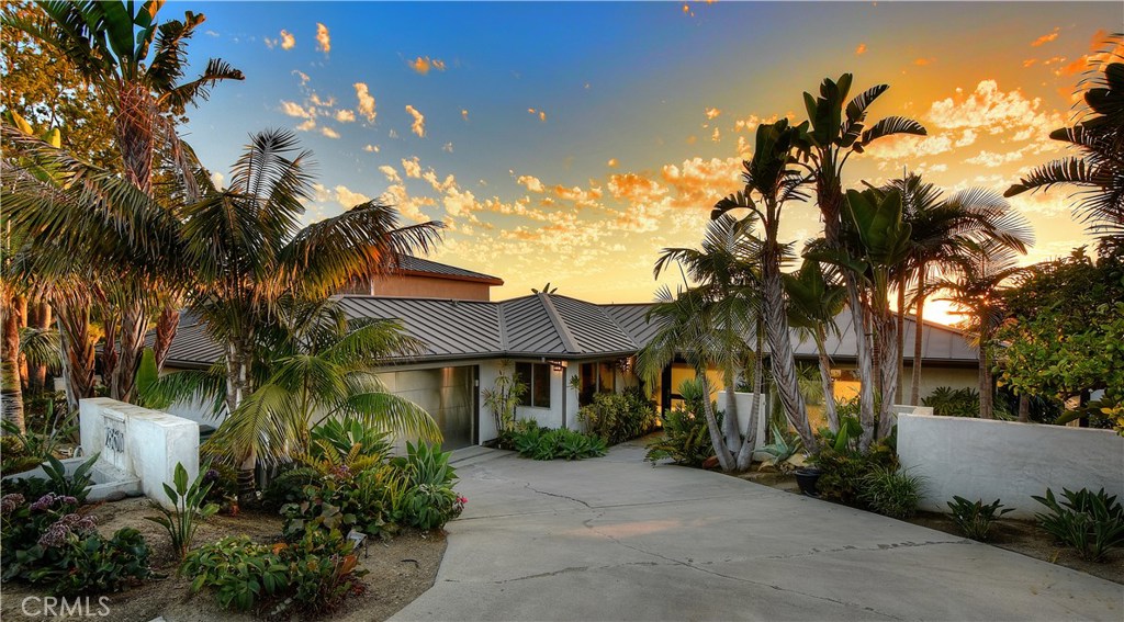 2861 Chateau Way, Laguna Beach CA 92651 - photo 1