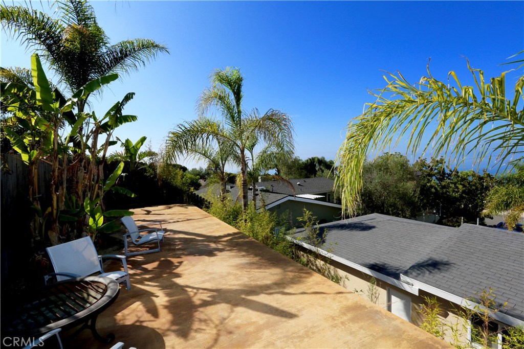 2866 Chateau Way, Laguna Beach CA 92651 - photo 1