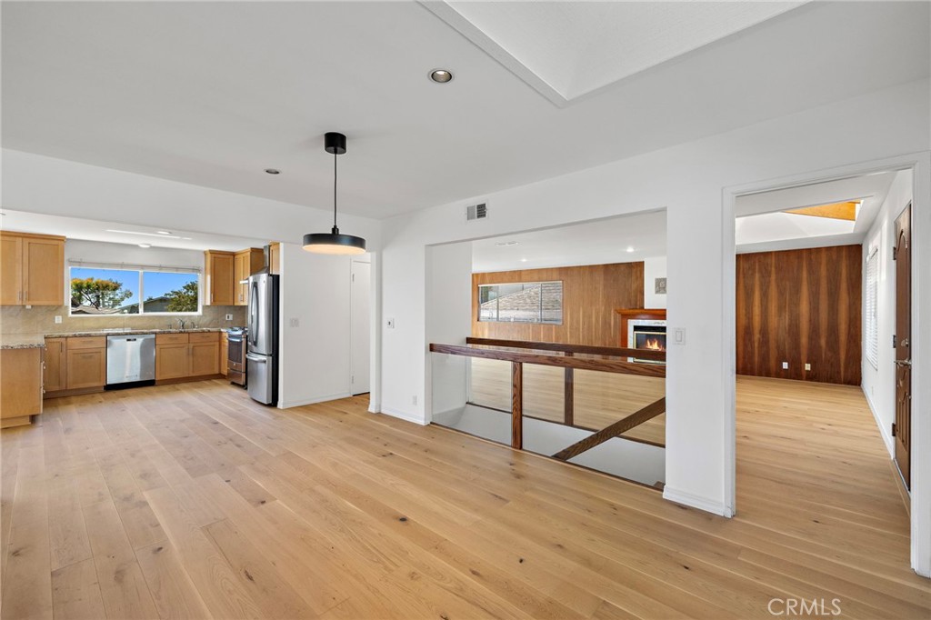 2869 Zell Drive, Laguna Beach CA 92651 - photo 11