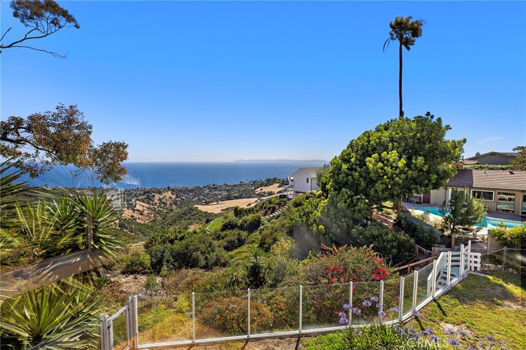 2869 Zell Drive, Laguna Beach CA 92651 - photo 15