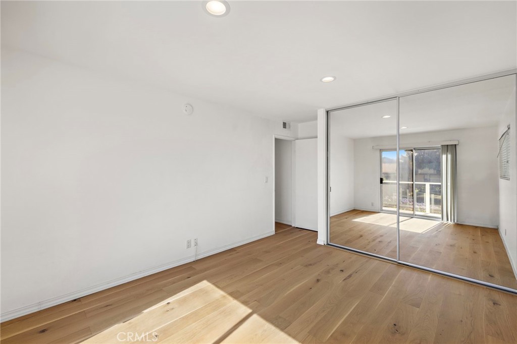 Third​​‌​​​​‌​​‌‌​​‌‌​​‌‌​​‌​​​‌‌​‌​​​​‌‌​‌​​ bedroom - 2869 Zell Drive, Laguna Beach CA 92651 - photo 27