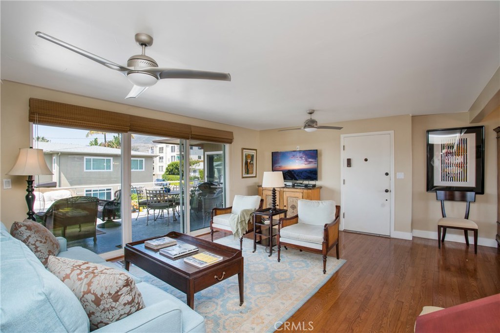 287 Jasmine Street, Laguna Beach CA 92651 - photo 1