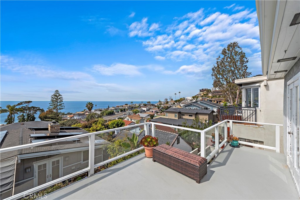 2873 Rounsevel, Laguna Beach CA 92651 - photo 1