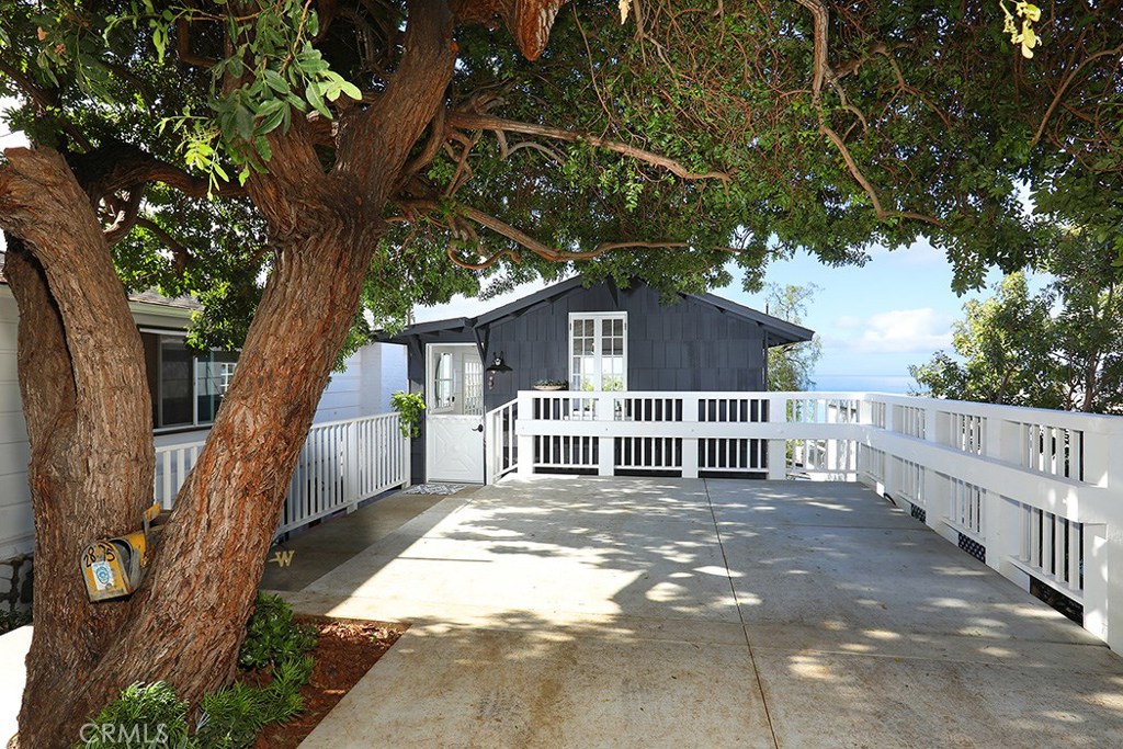 2875 Rounsevel Terrace, Laguna Beach CA 92651 - photo 1