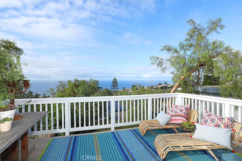 2875 Rounsevel Terrace, Laguna Beach CA 92651 - photo 1