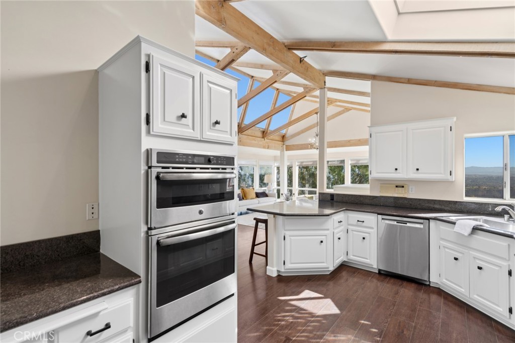28752 Top of the World Drive, Laguna Beach CA 92651 - photo 6