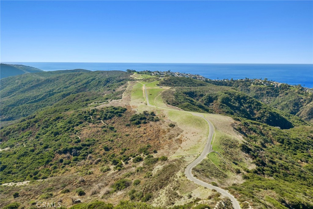 Trail with ocean and canyon views. - 28752 Top of the World Drive, Laguna Beach CA 92651 - photo 24