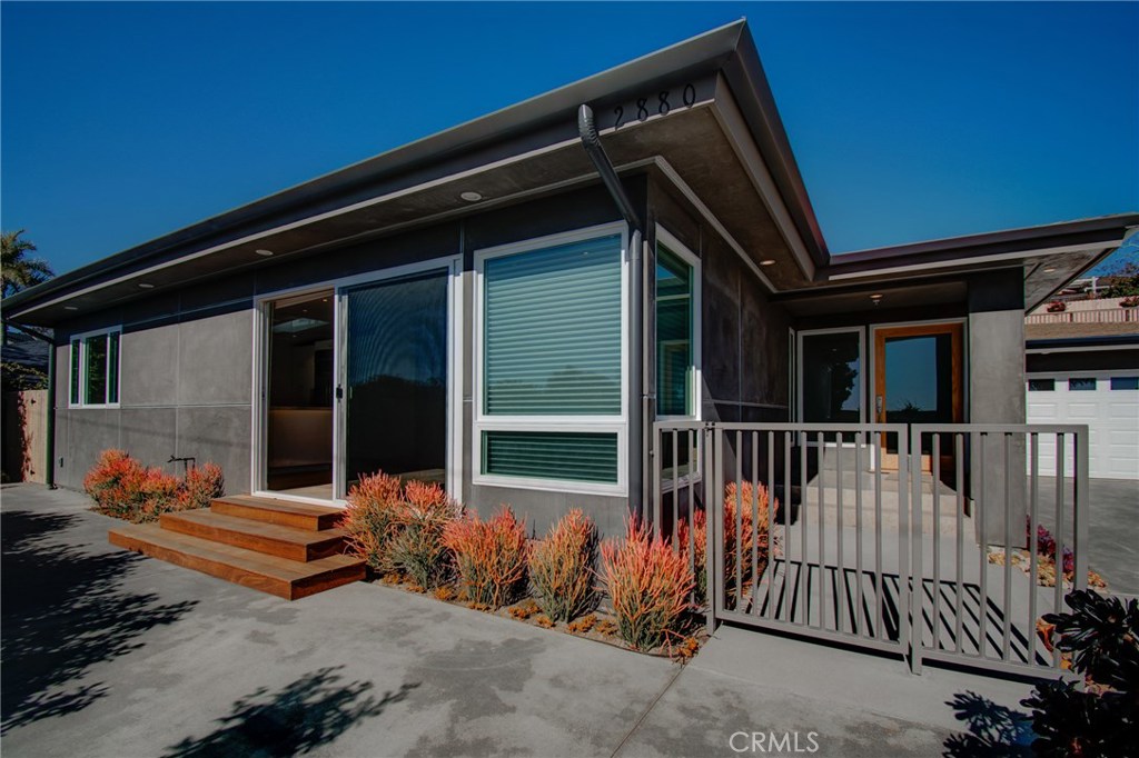 2880 Chateau Way, Laguna Beach CA 92651 - photo 1