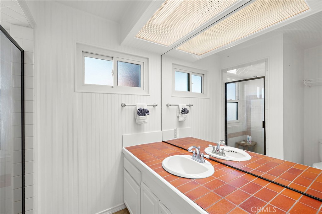 2880 Wards Terrace, Laguna Beach CA 92651 - photo 21
