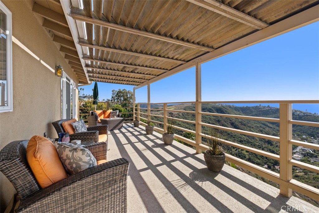 2885 Bernard Court, Laguna Beach CA 92651 - photo 22