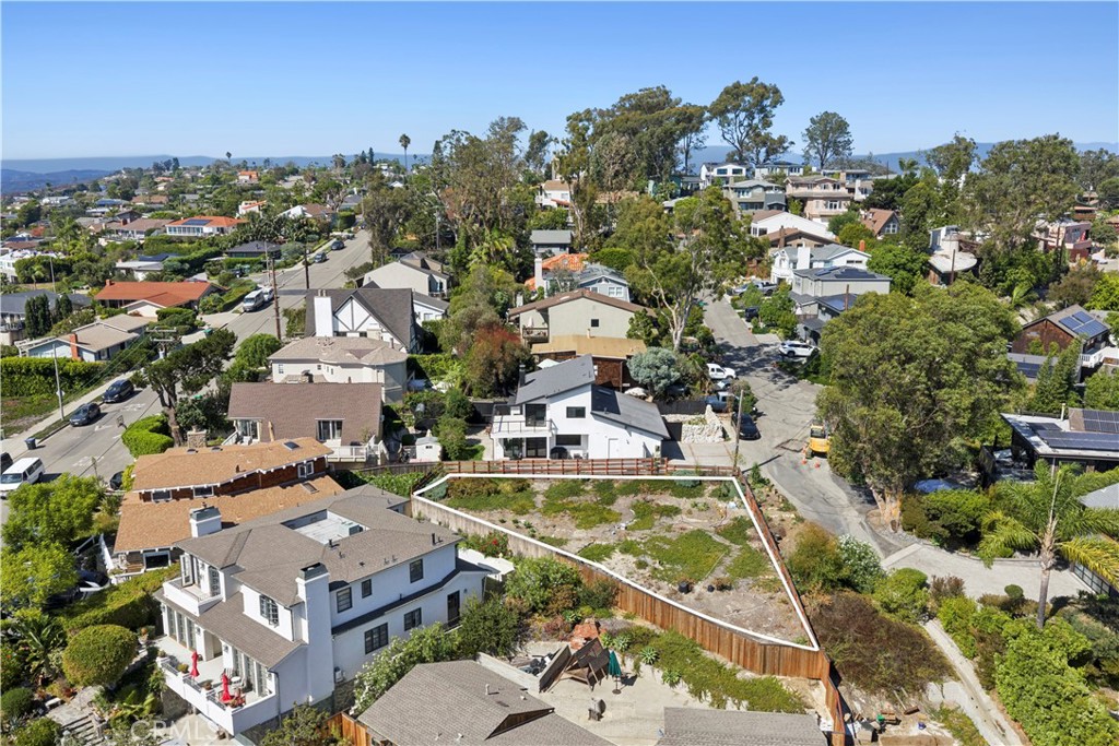 Lines are approximate - 28861 Shady Place, Laguna Beach CA 92651 - photo 7