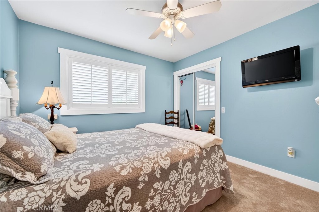 second bedroom downstairs. - 2896 Terry Rd, Laguna Beach CA 92651 - photo 40