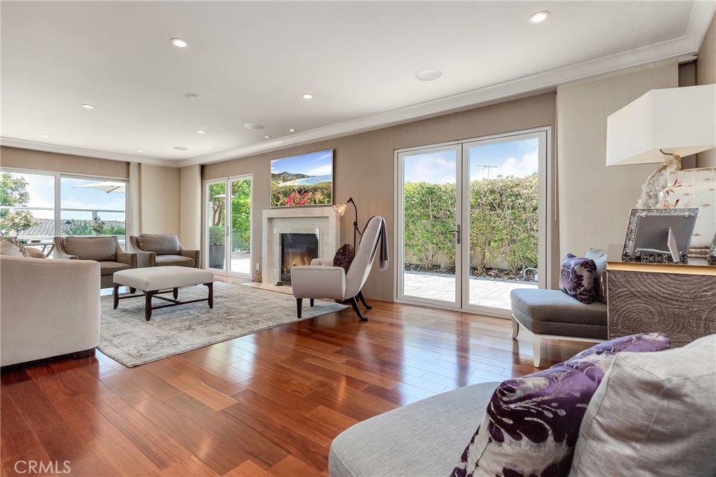 2897 Chateau Way, Laguna Beach CA 92651 - photo 1
