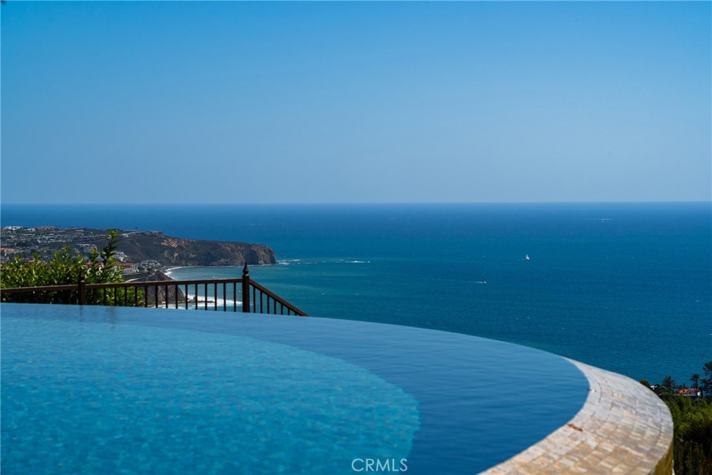 29 Vista Del Sol, Laguna Beach CA 92651 - photo 9