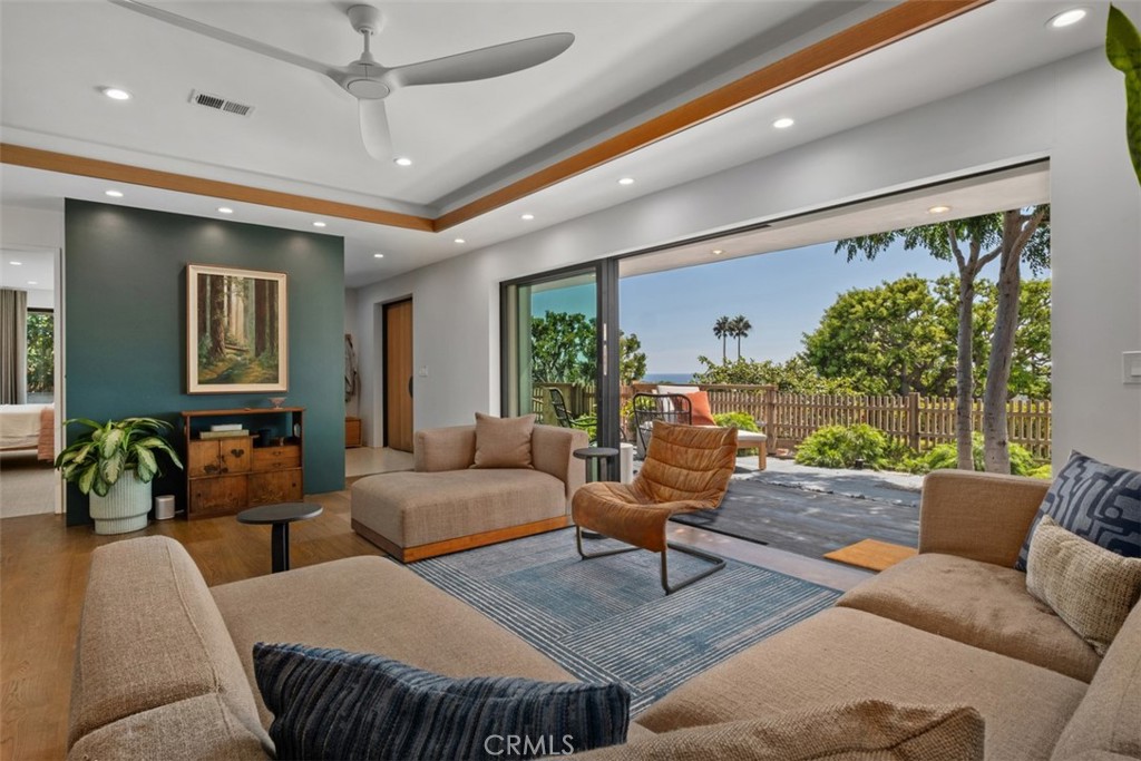 290 Ledroit, Laguna Beach CA 92651 - photo 6