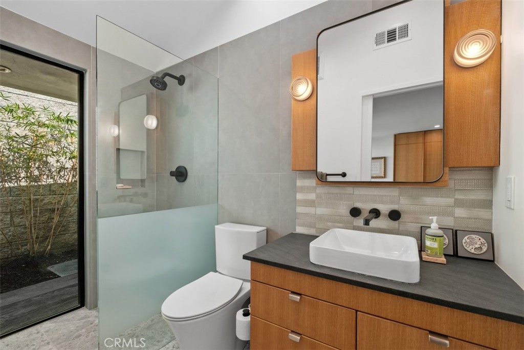 290 Ledroit, Laguna Beach CA 92651 - photo 34