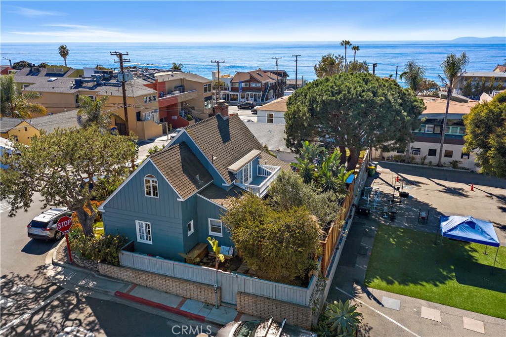290 Oak Street, Laguna Beach CA 92651 - photo 1