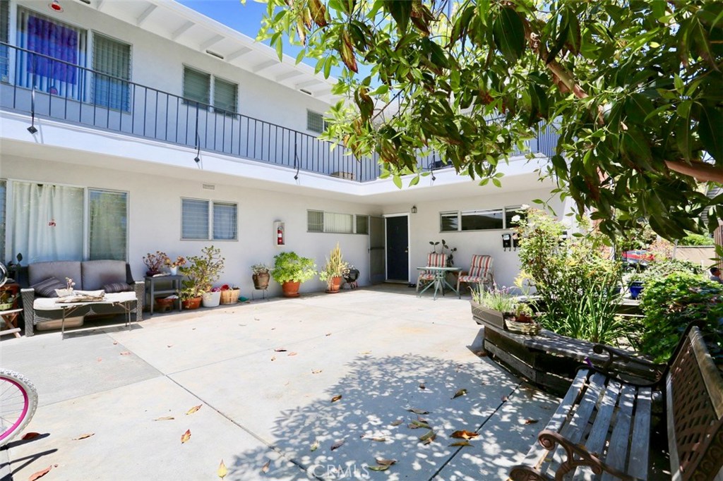 291 Cypress Drive 4, Laguna Beach CA 92651 - photo 1