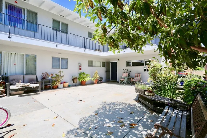291 Cypress Drive 4, Laguna Beach