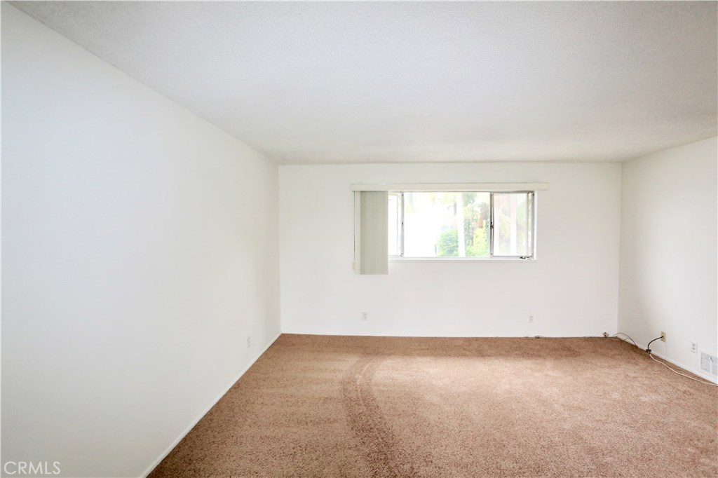 291 Cypress Drive 4, Laguna Beach CA 92651 - photo 6