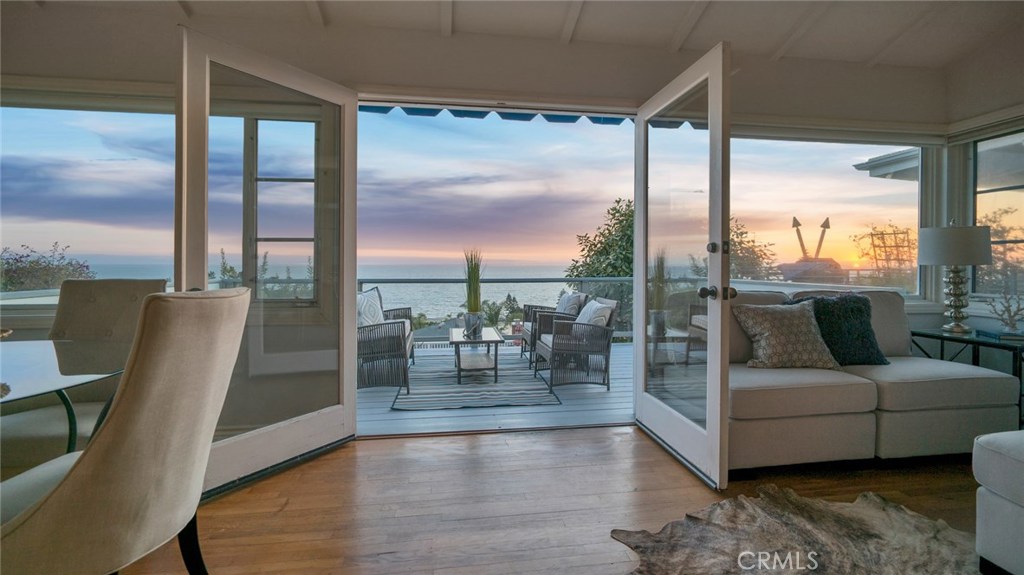 2915 Rounsevel, Laguna Beach CA 92651 - photo 1