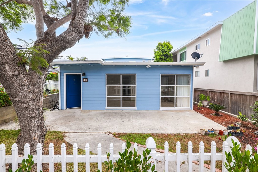 295 Wave, Laguna Beach CA 92651 - photo 2