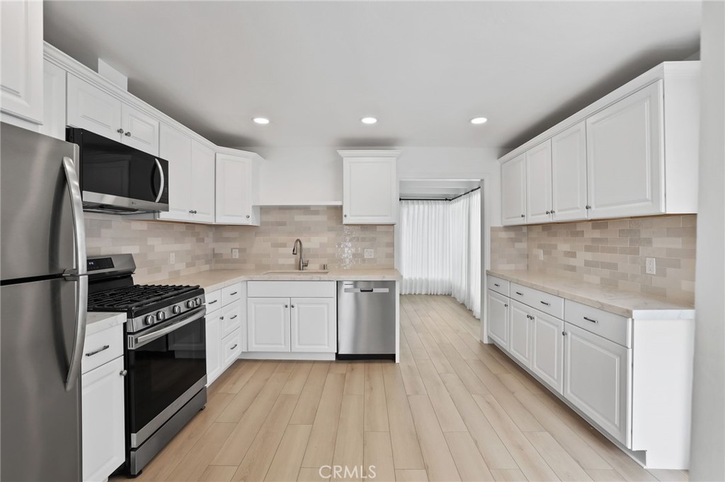 295 Wave, Laguna Beach CA 92651 - photo 7