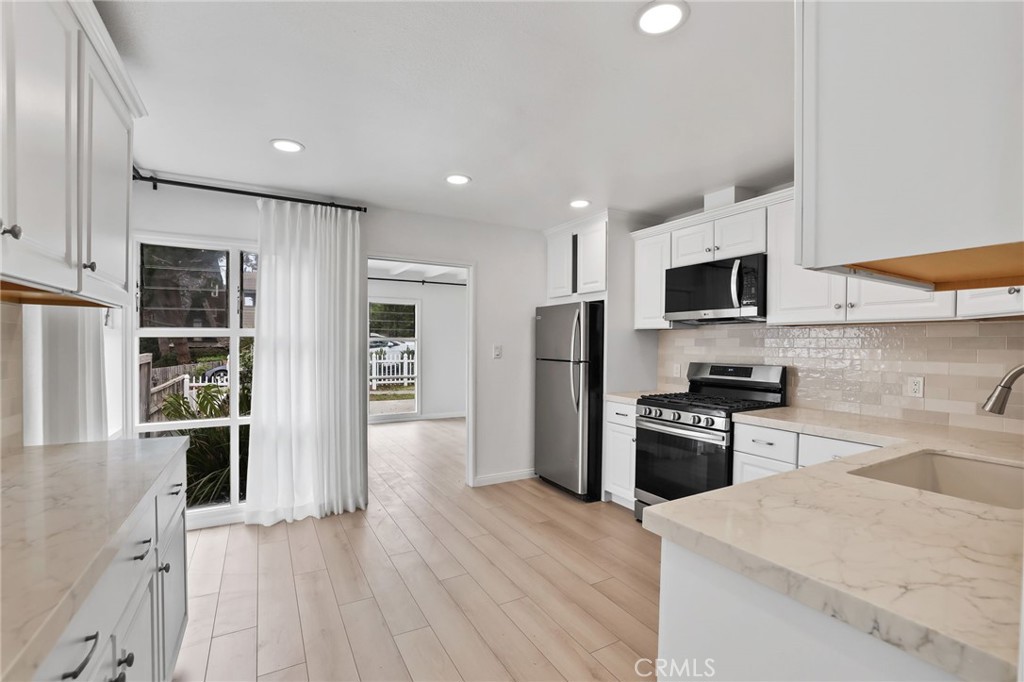 295 Wave, Laguna Beach CA 92651 - photo 10
