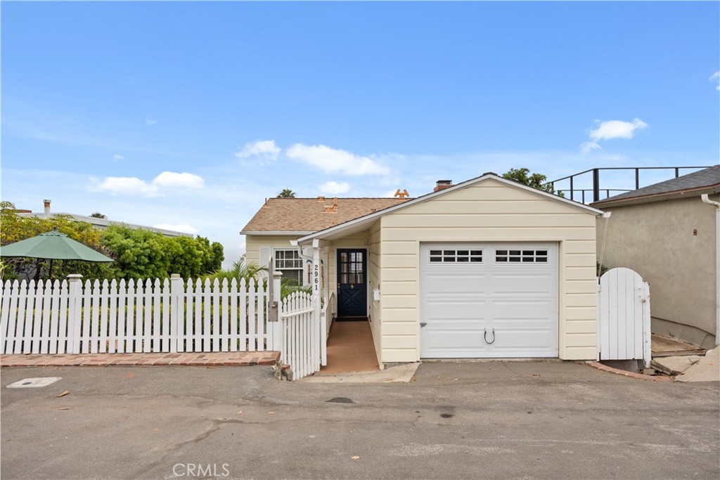 2961 Rounsevel, Laguna Beach CA 92651 - photo 1