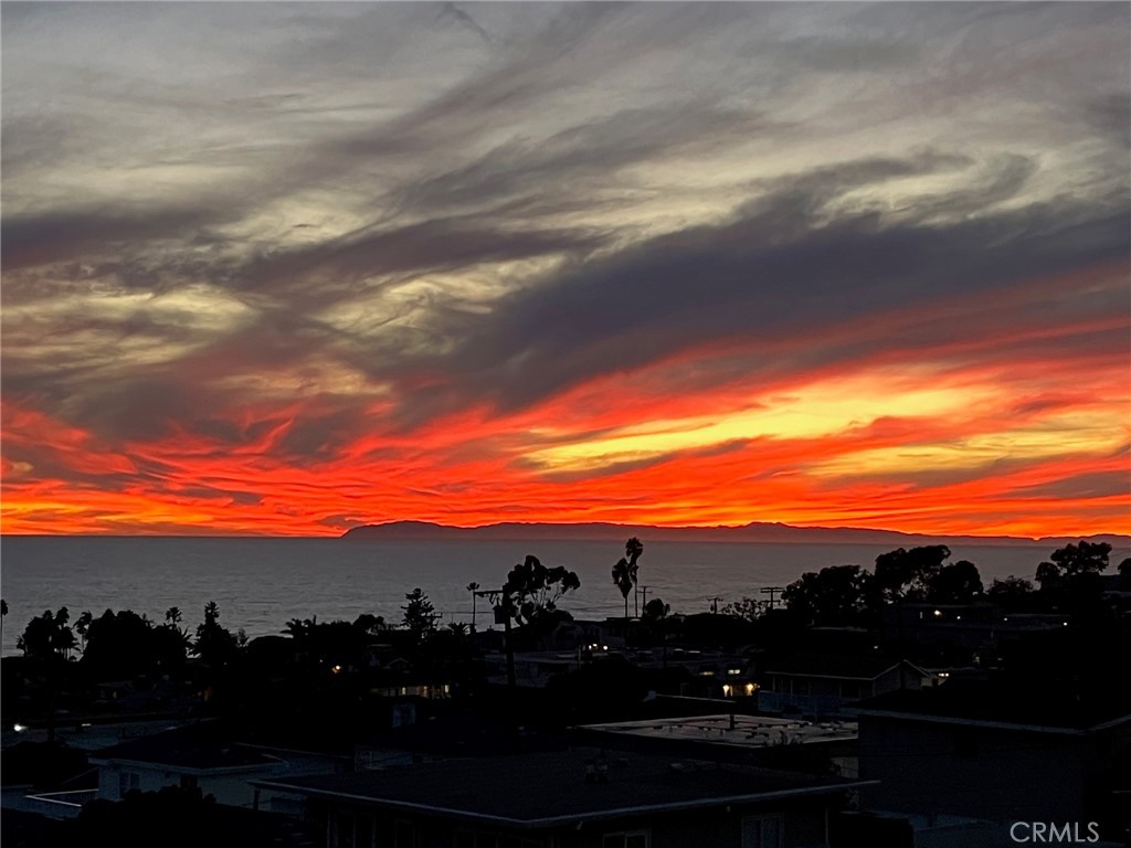 Yes...this is the view from the front patio...Catalina in the distance - 299 Beverly Street, Laguna Beach CA 92651 - photo 1