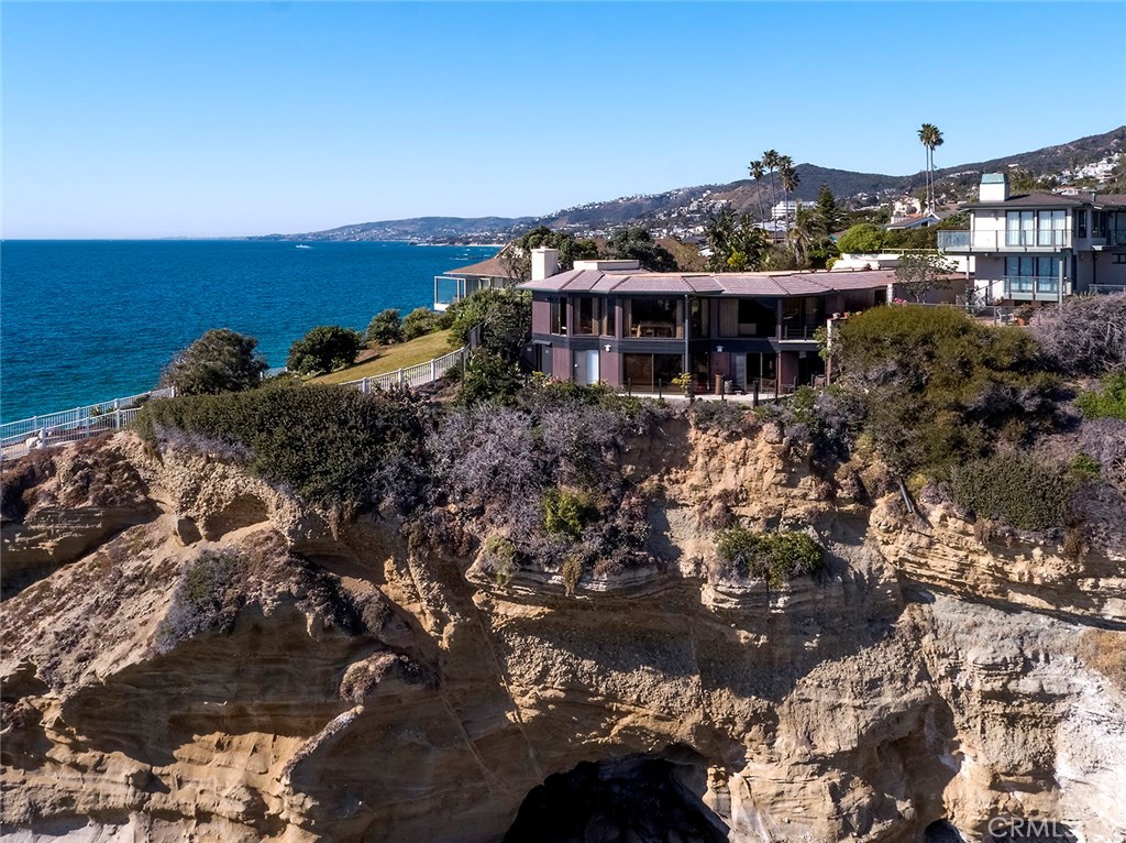 3 N La Senda Drive, Laguna Beach CA 92651 - photo 1