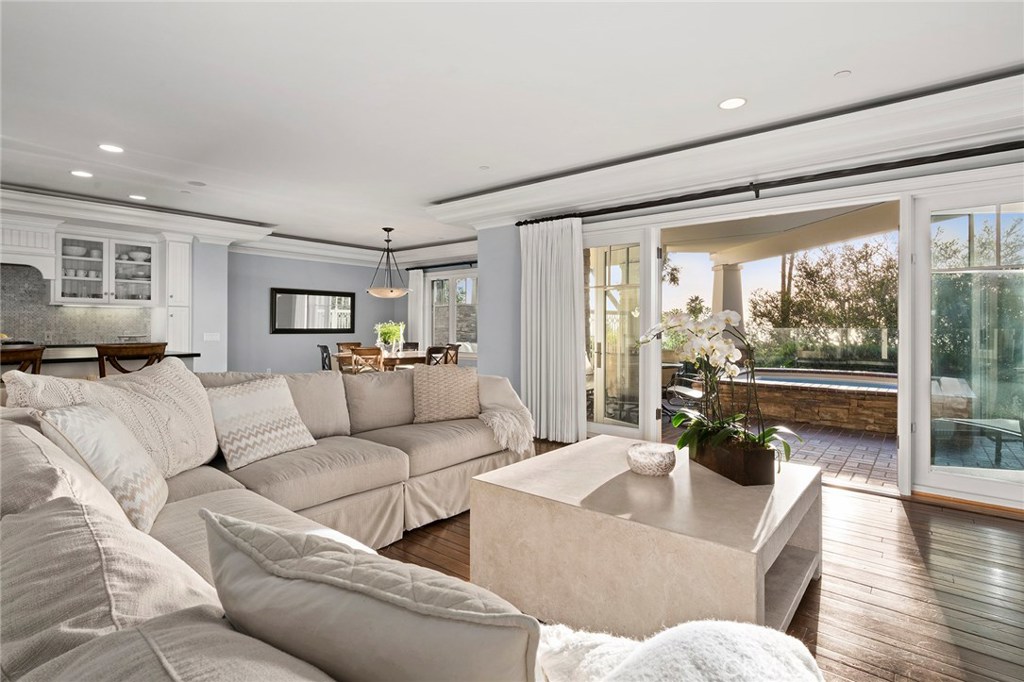 3 Stickley Drive, Laguna Beach CA 92651 - photo 1