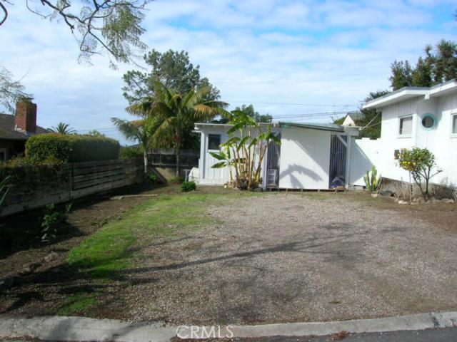 vacant lot with old shed house also for sale separately - 300 Radcliffe Court, Laguna Beach CA 92651 - photo 1