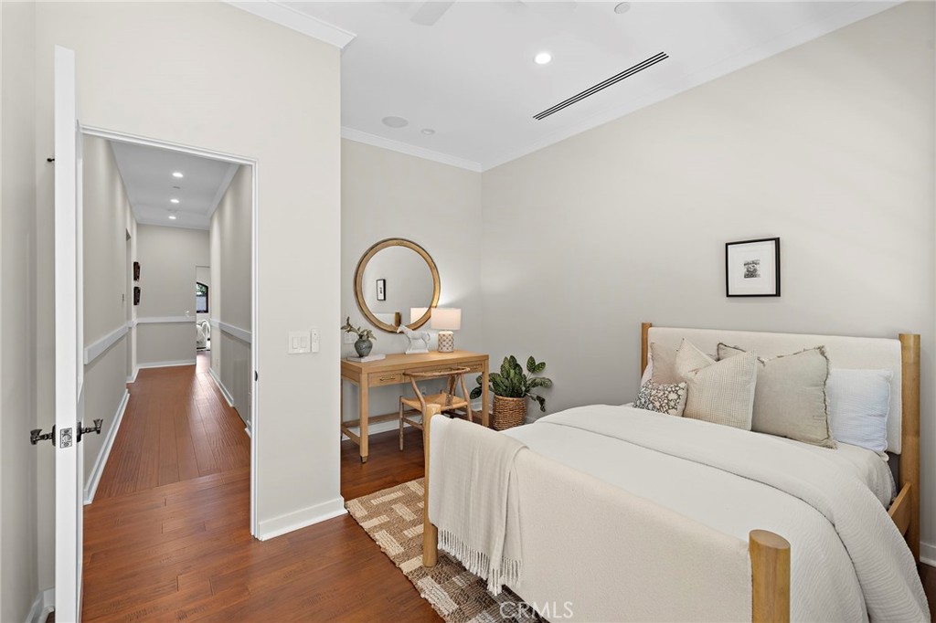 Guest bedroom 3 or office. - 3002 Dorn Court, Laguna Beach CA 92651 - photo 26