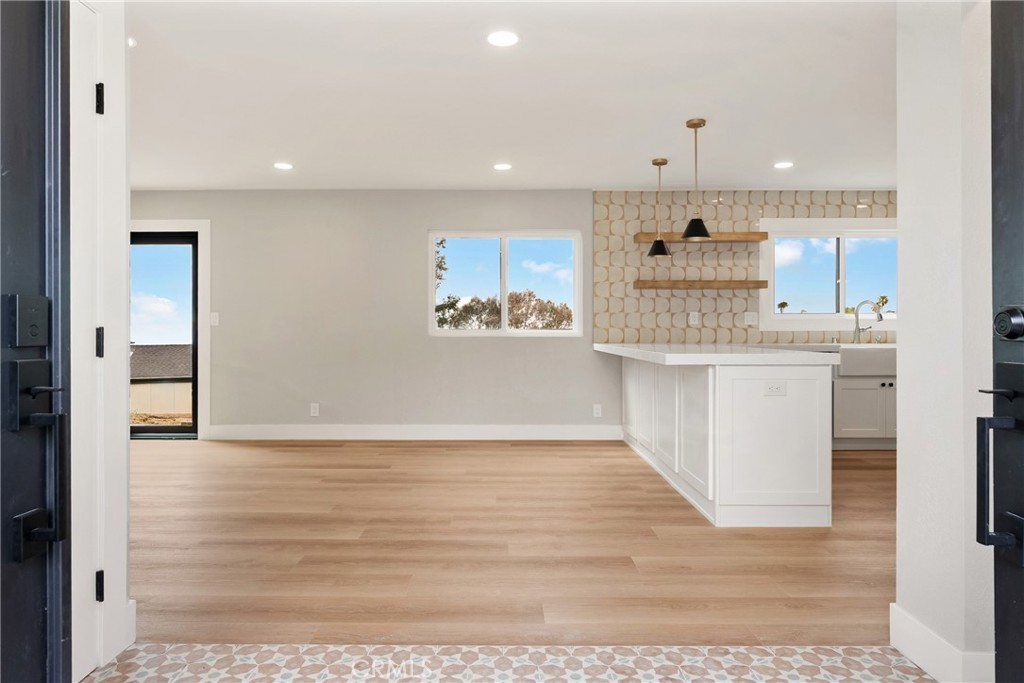 3019 Cresta Way, Laguna Beach CA 92651 - photo 3