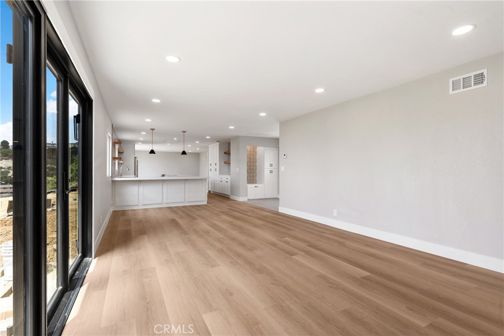 Living room - 3019 Cresta Way, Laguna Beach CA 92651 - photo 6