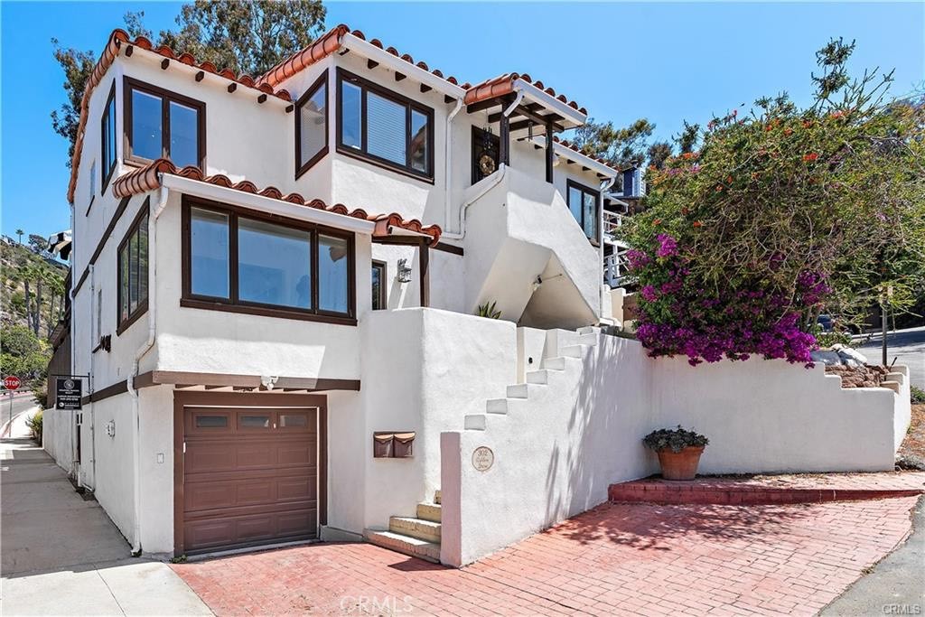 302 Ashton Drive B, Laguna Beach CA 92651 - photo 1